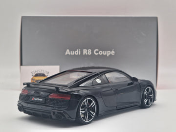 Audi R8 Coupé Black