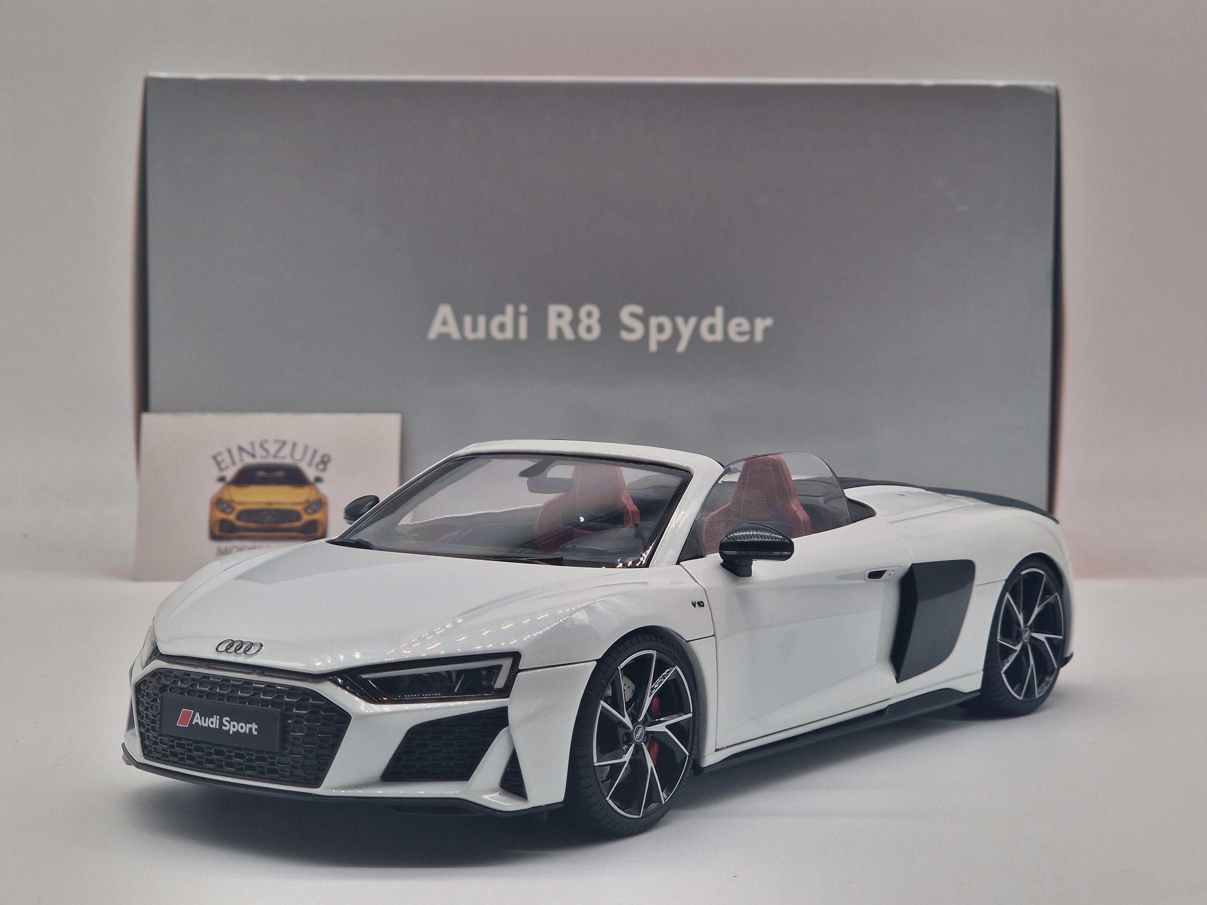 Audi R8 Spyder White