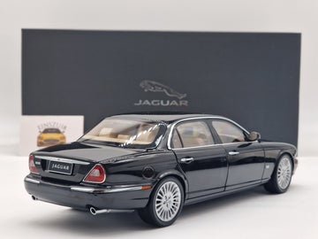 Jaguar XJ6 (X350) Ebony Black