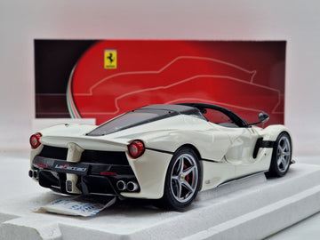 Ferrari LaFerrari Aperta Metallic Italian White