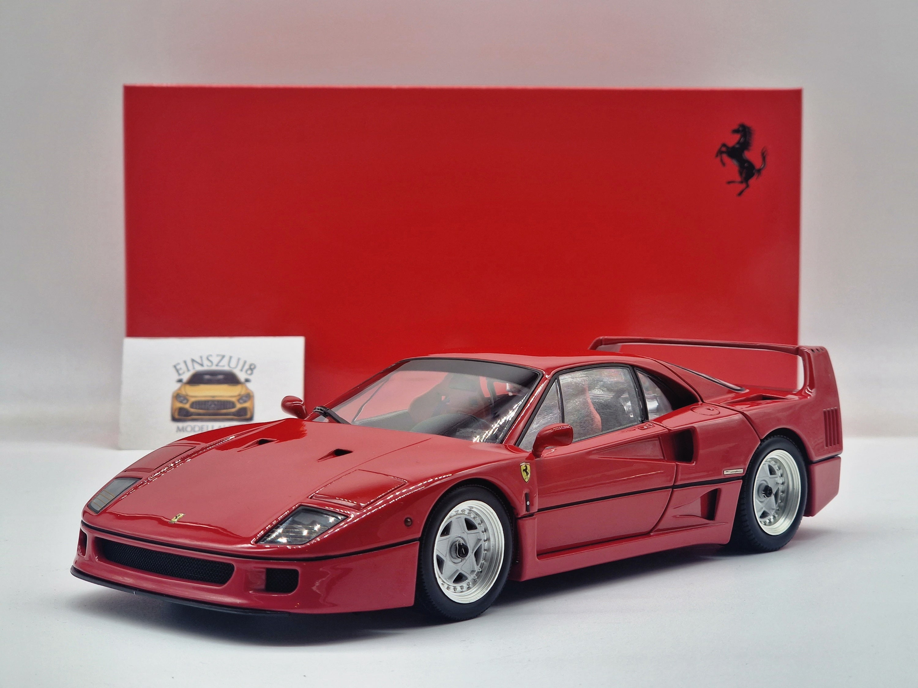 Ferrari F40 Red *Re-Release of the High-End-Model*