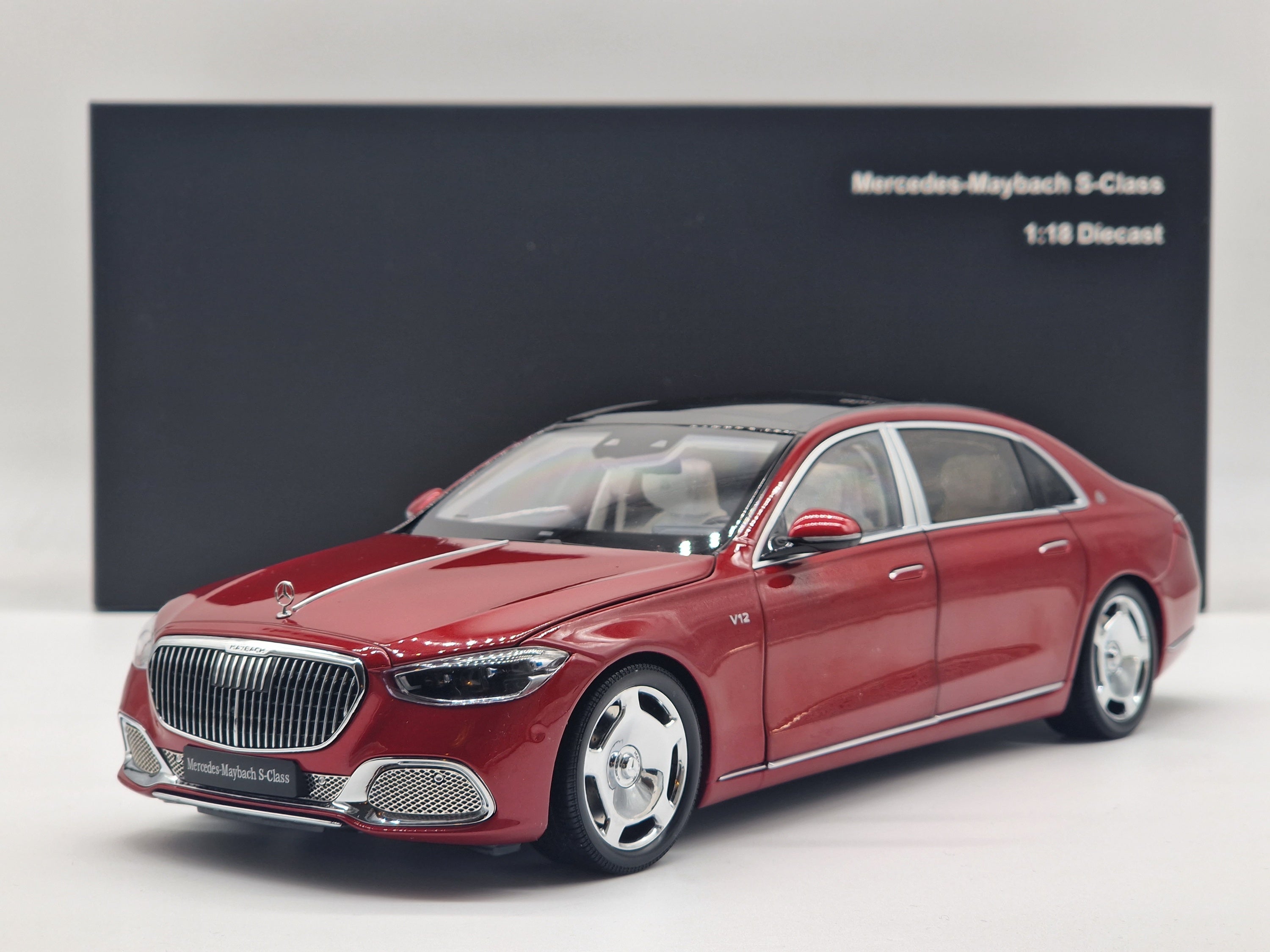 Mercedes-Benz Maybach S-Klasse S680 2021 Patagonienrot Metallic