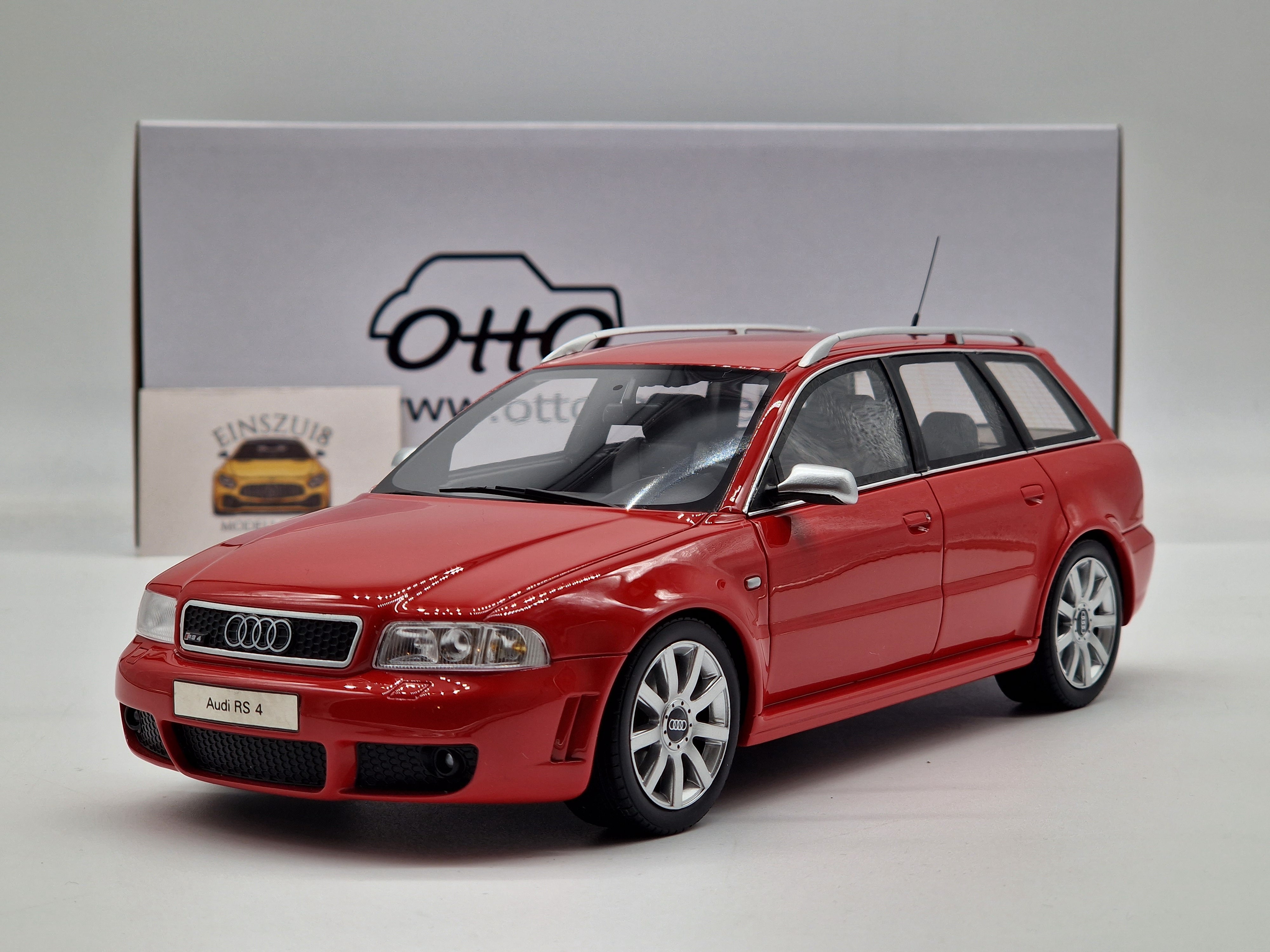 Audi RS4 B5 Avant Red (Dealer Edition)