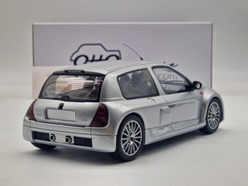 Renault Clio V6 Phase 1 2001 Silver