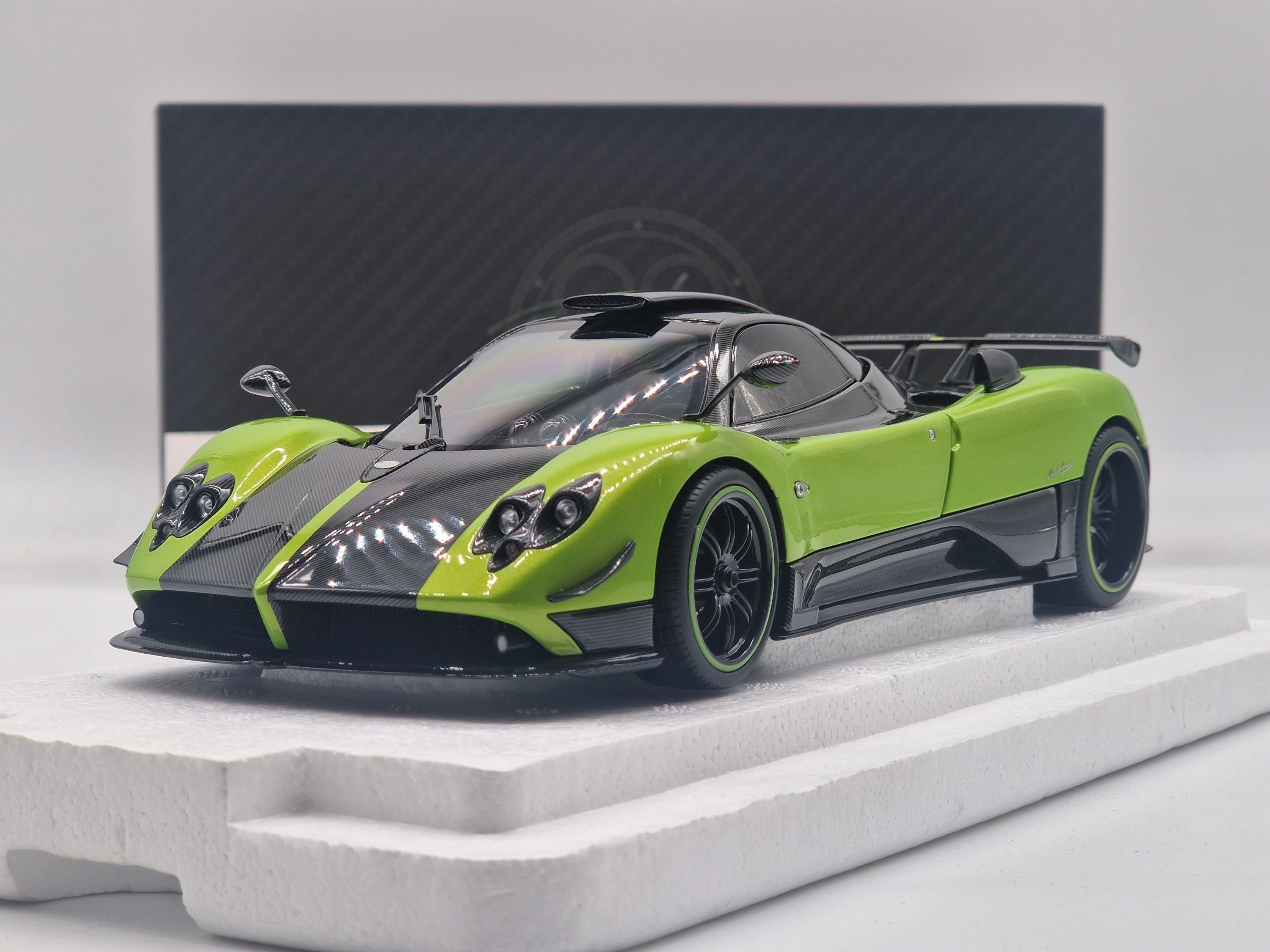 Pagani Zonda Cinque Coupe 2009 Verde Firenze