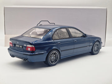 BMW M5 E39 V8 1998 Avusblau 1:12