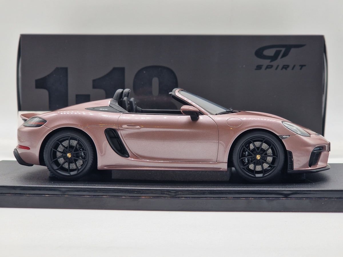 Porsche 718 Spyder Frozen Berry Metallic (Asia Exclusive)