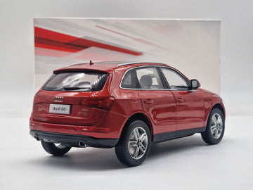 Audi Q5 8R 40 TFSI 2015 Red (Asia Exclusive)