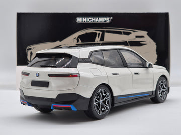 BMW iX White Metallic 2022 (All Open)