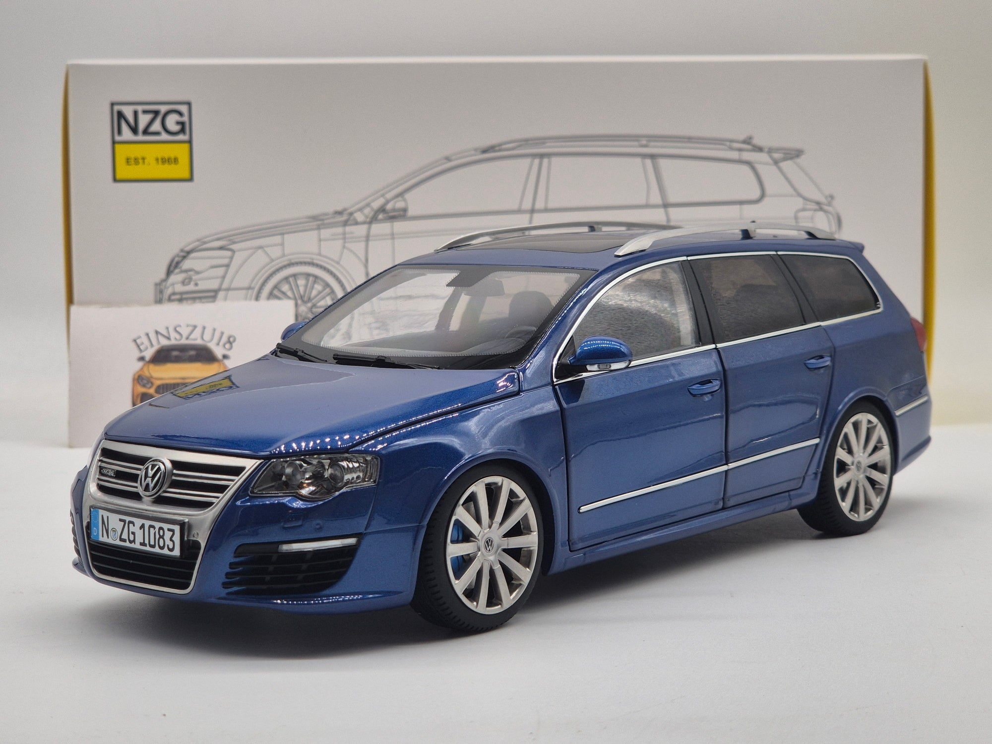 Volkswagen Passat R36 Kombi 2009 Biscaya Blue