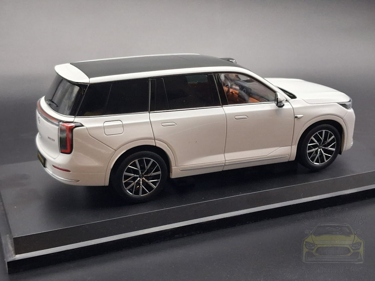 GAC Trumpchi S9 PHEV Weiss (2025)