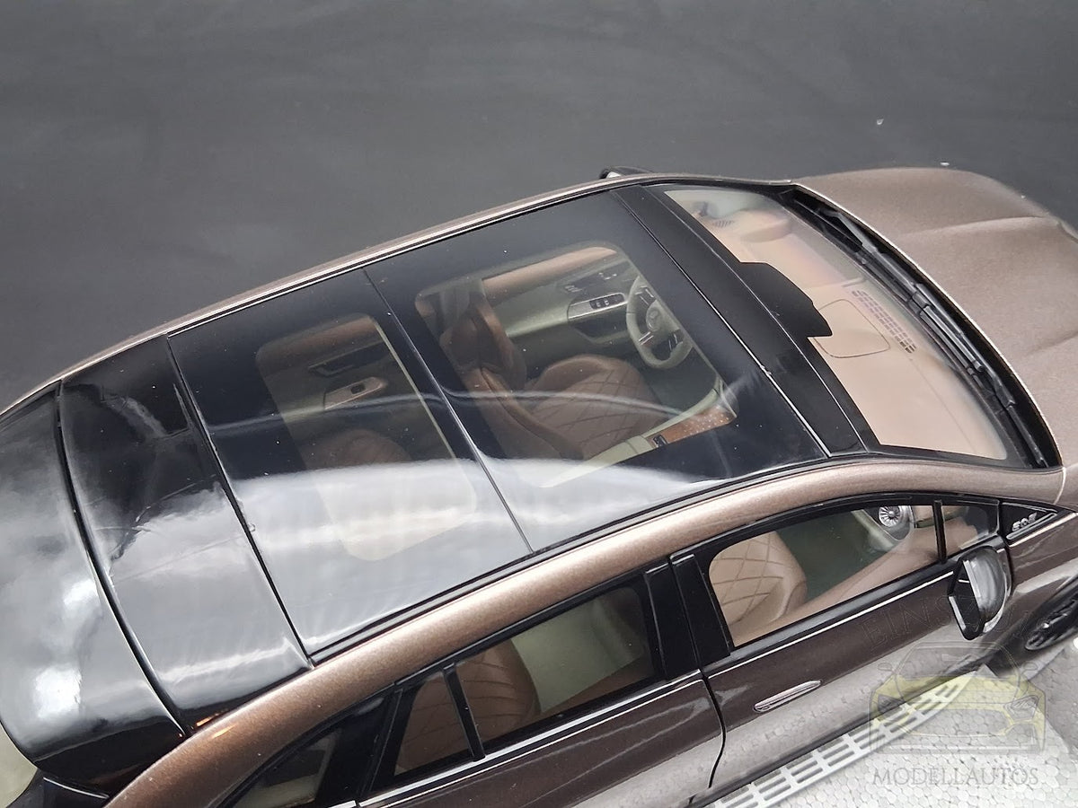 Mercedes-Benz EQE SUV AMG Line (X294) - Samtbraun Metallic / Velvet Brown