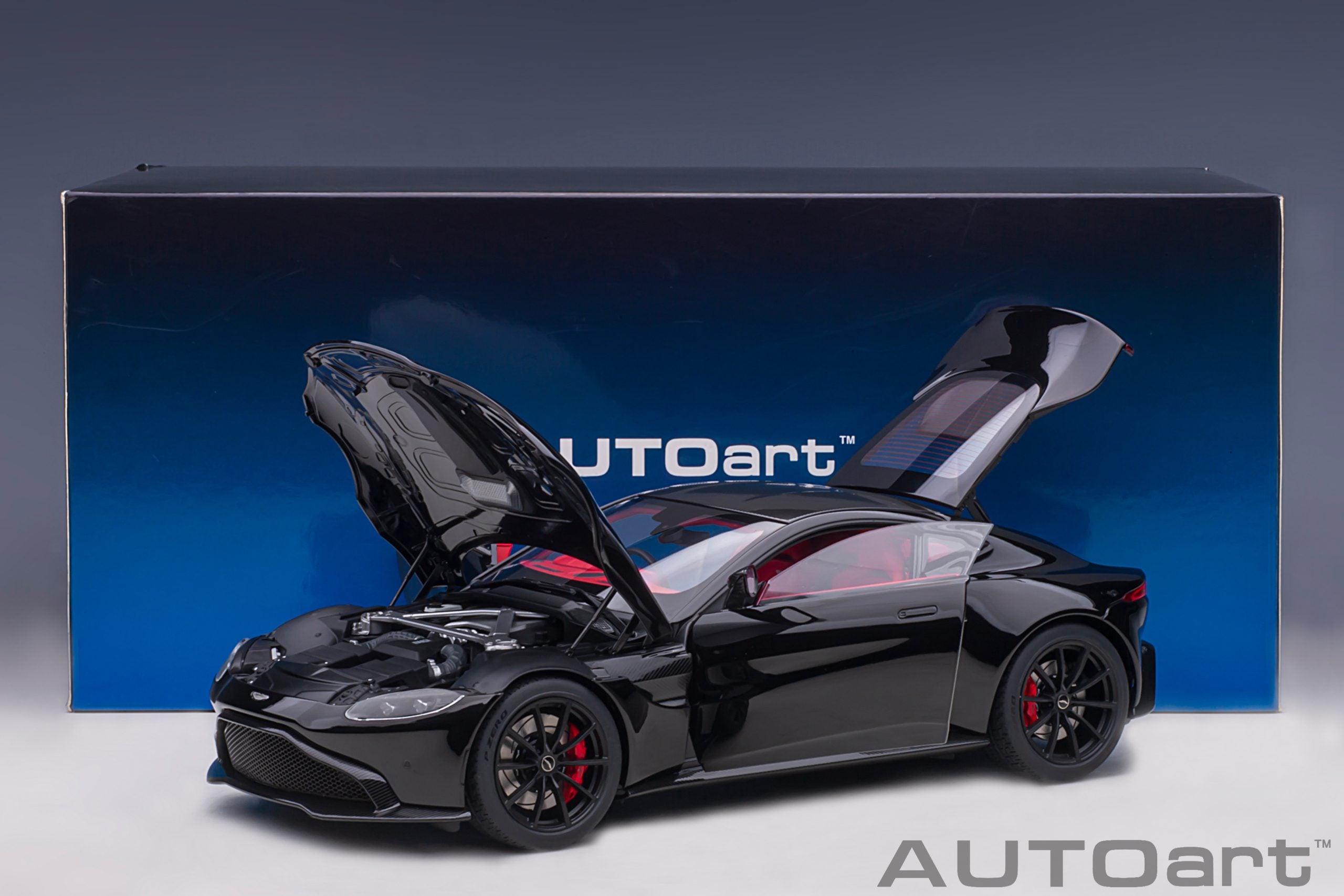 Aston Martin Vantage 2019 Jet Black