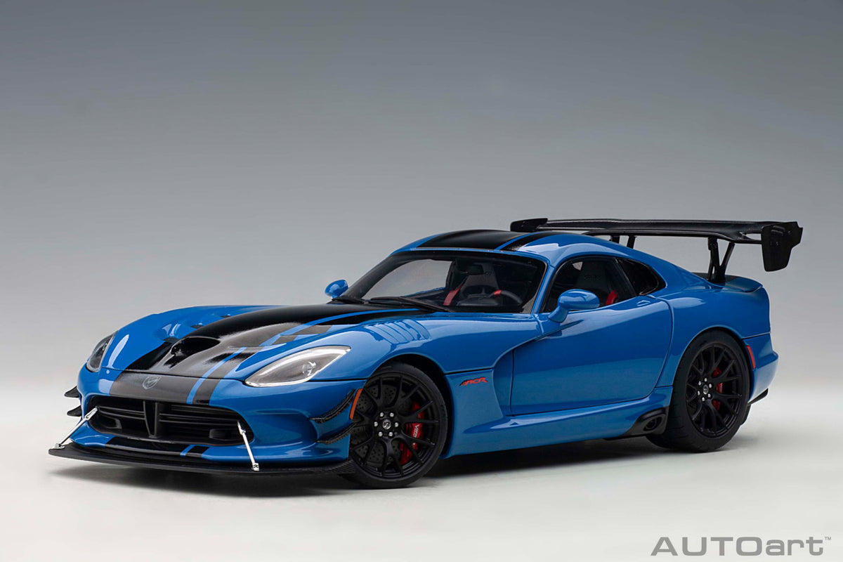 AUTOart 1:18 Dodge Viper ACR 2017 Competition Blue / Black