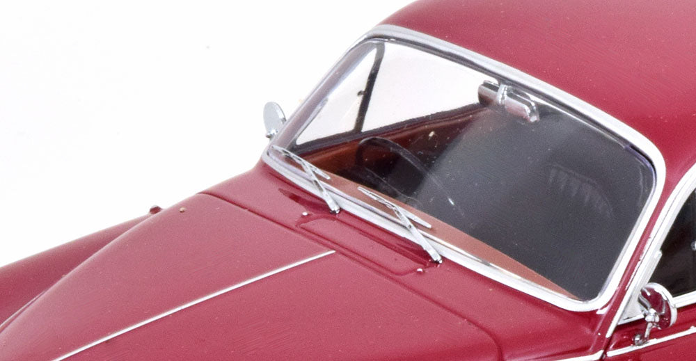 Daimler 250 V8 RHD 1962 red