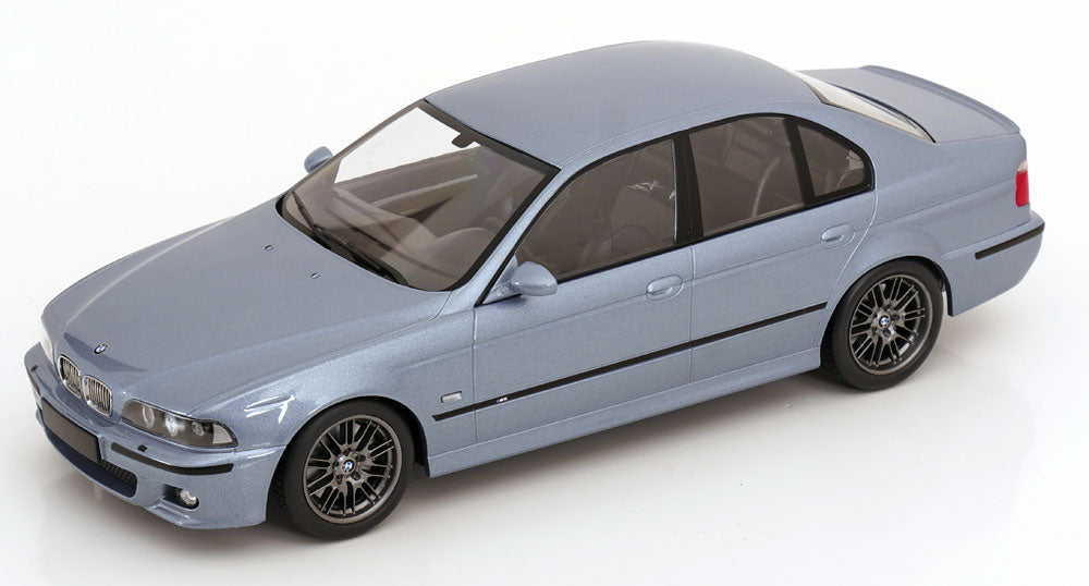 BMW M5 E39 1998 silverstone-bluemetallic