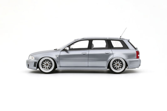 AUDI RS4 (B5) AVANT ''stanced'' Avus Silver 2025 - OT1396