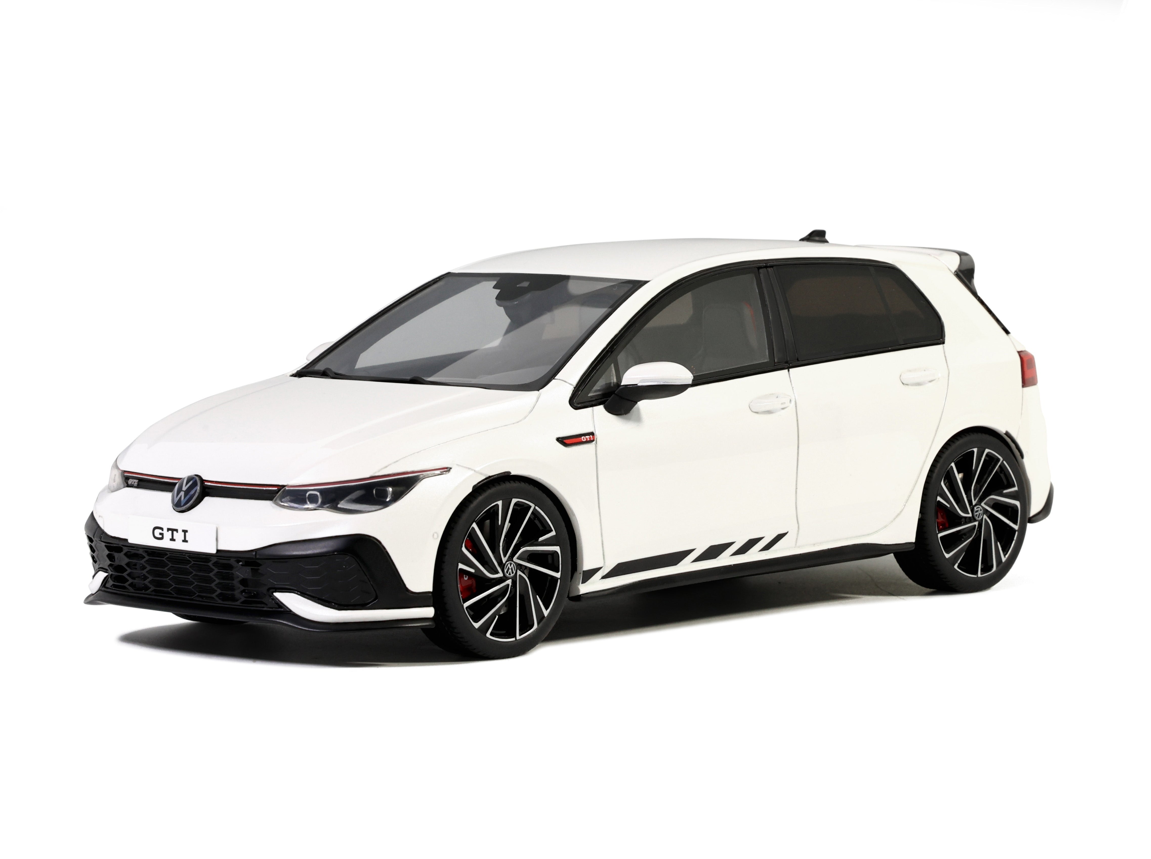 VW Volkswagen Golf VIII GTI Clubsport 2021 White (Dealer Edition)