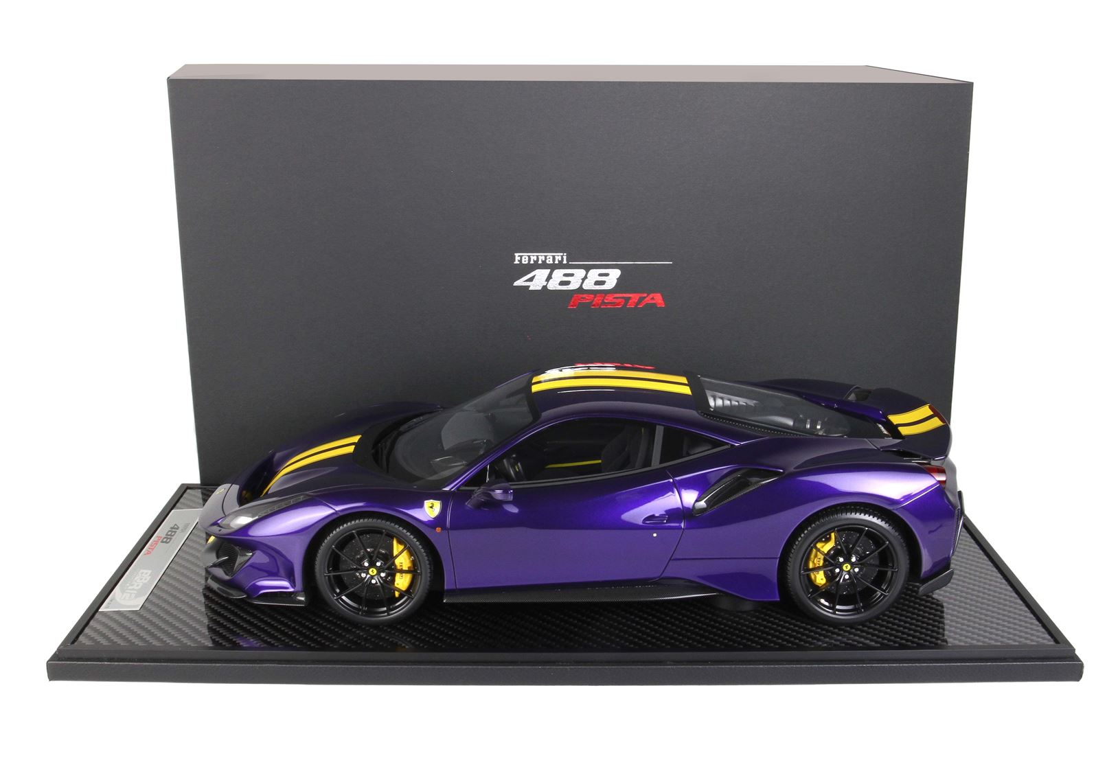 Ferrari 488 Pista Tailor Made Viola Al Humad 1:12