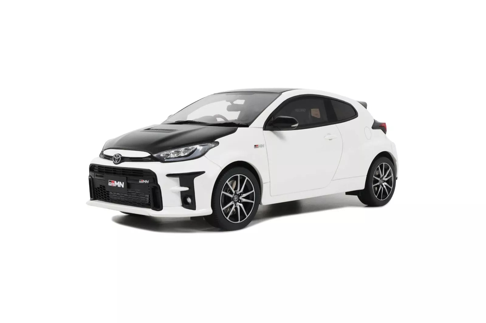 Toyota GRMN Yaris Rally Package Platinum 2022 White Pearl