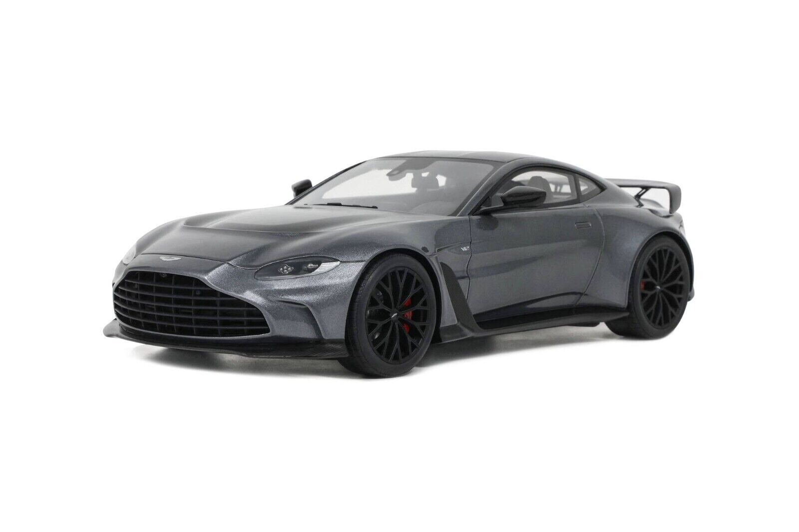 Aston Martin V12 Vantage 2023 Magnetic Silver