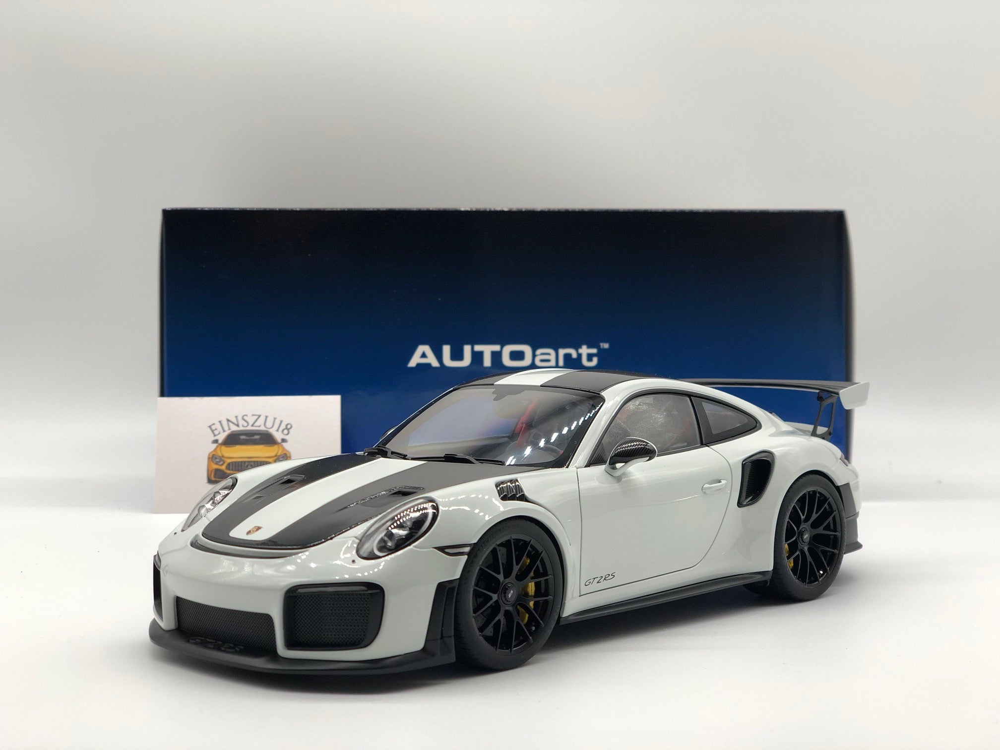 Porsche 911 (991.2) GT2 RS Weissach Package White