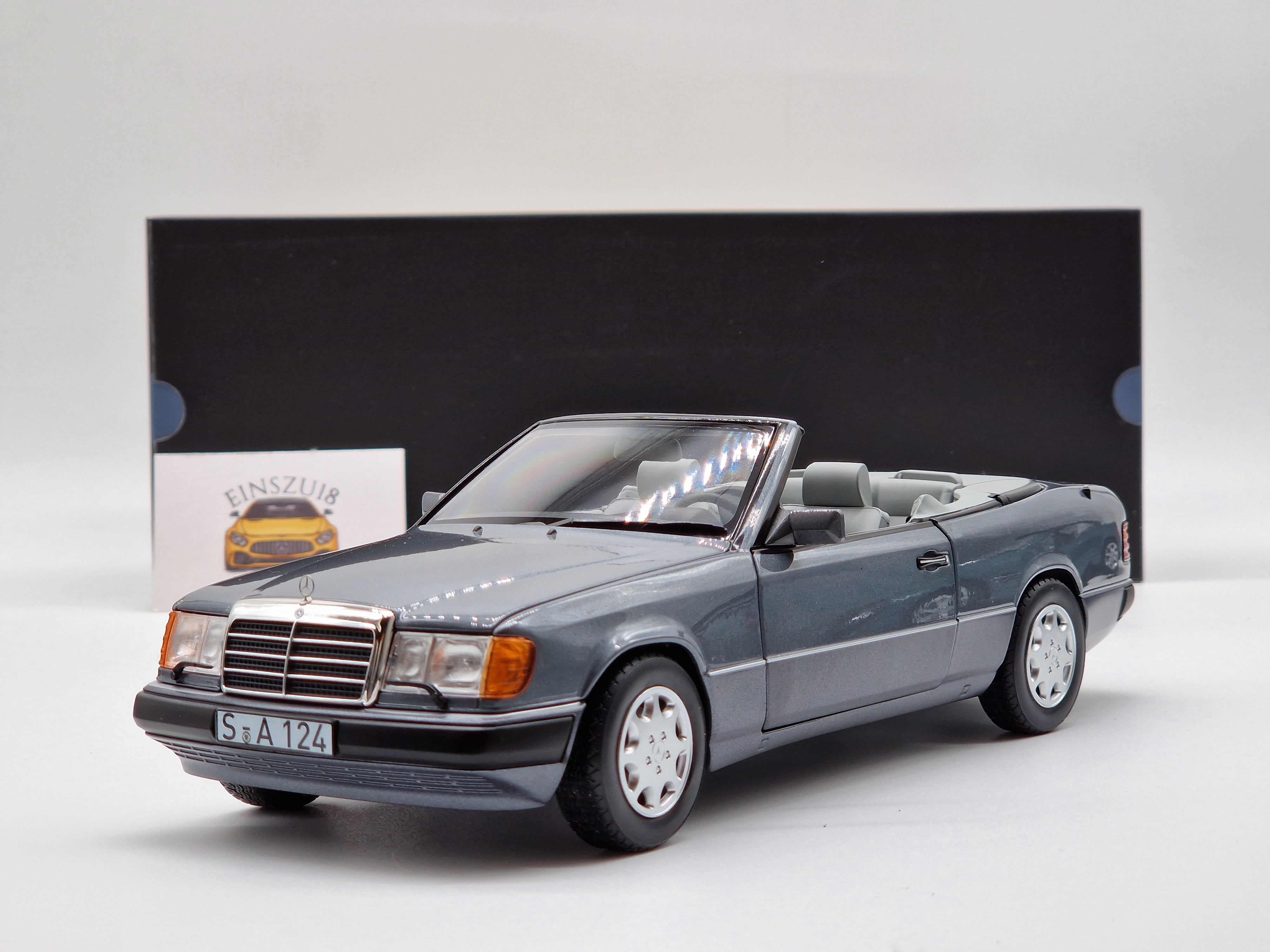 Mercedes 300 CE-24 Cabriolet (A124) Greymetallic