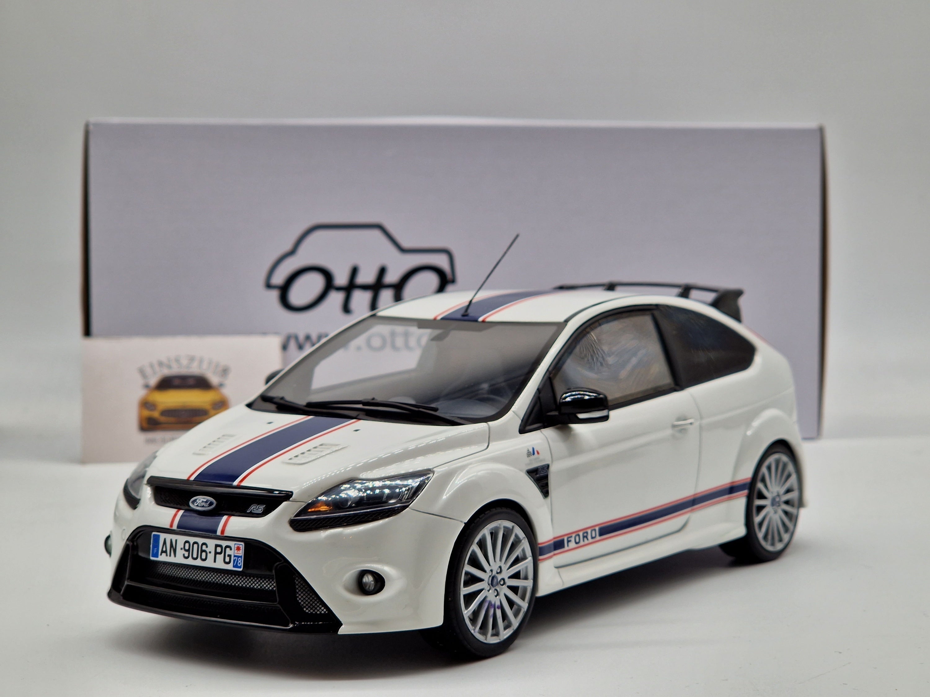 Ford Focus MK2 RS Le Mans White 2010