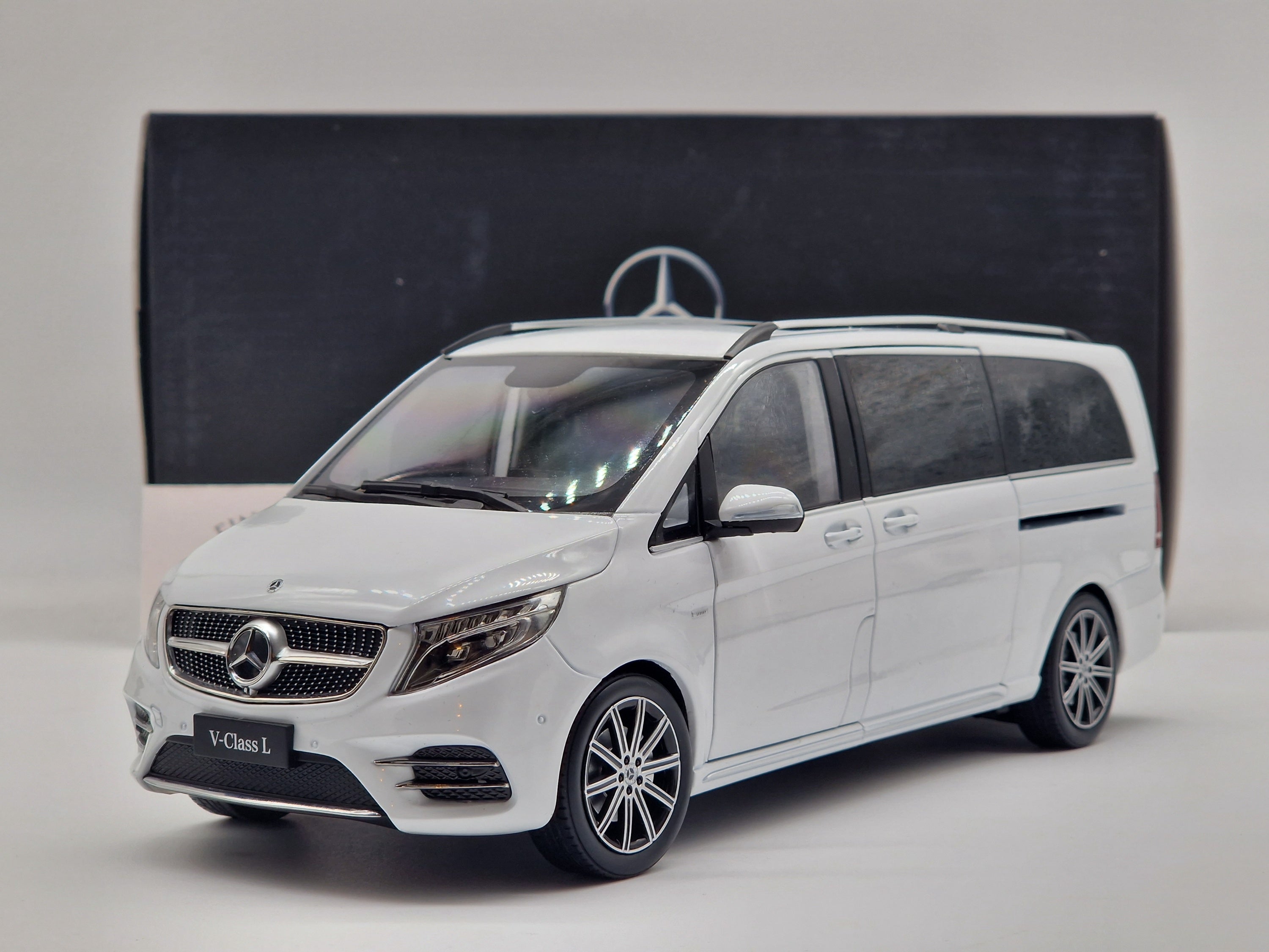 Mercedes V-Klasse V260L Luxury-Line White