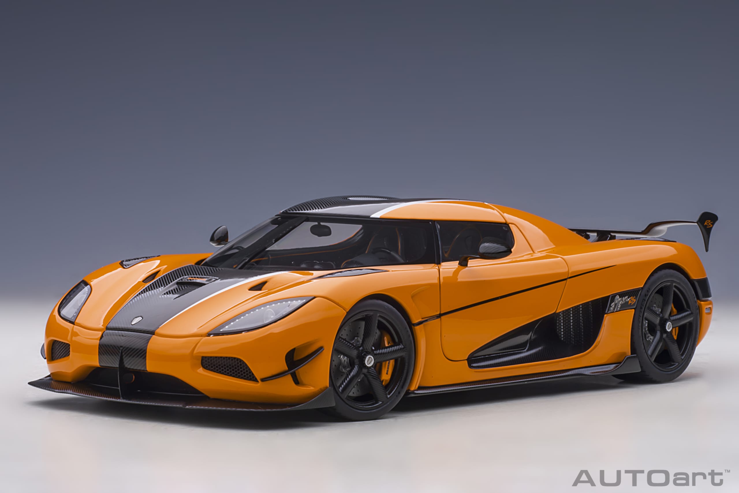 Koenigsegg Agera RS Cone Orange / Carbon / Black accents