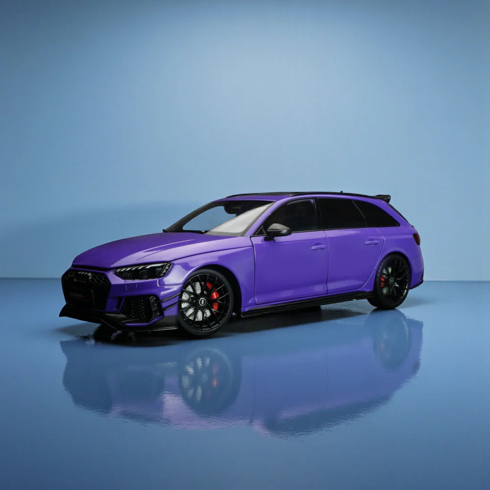 Audi RS4 B9 Darwin Purple Metallic