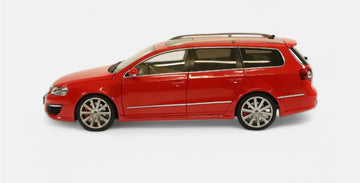 Volkswagen Passat R36 Kombi 2009 Tornado Red