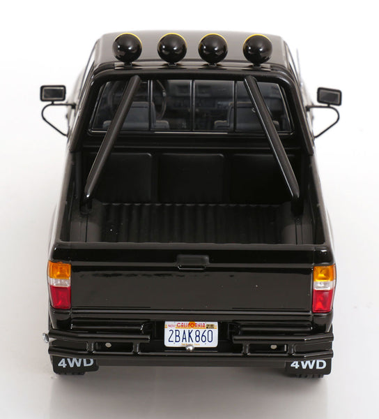 Toyota Truck Xtra Cab 4x4 (Hilux) - black - KKDC181565