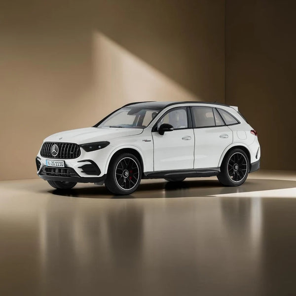 Mercedes-AMG GLC 63 Opalith White - 111000040