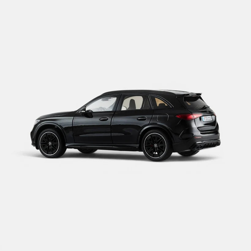 Mercedes-AMG GLC 63 Obsidian Black - 111000050
