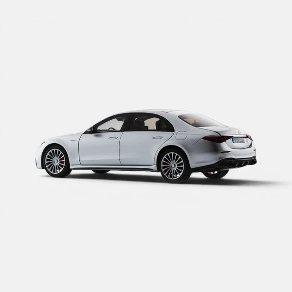 Mercedes-Benz AMG S63 E V223 Hightech Silver mit 2. Radsatz - 111600055