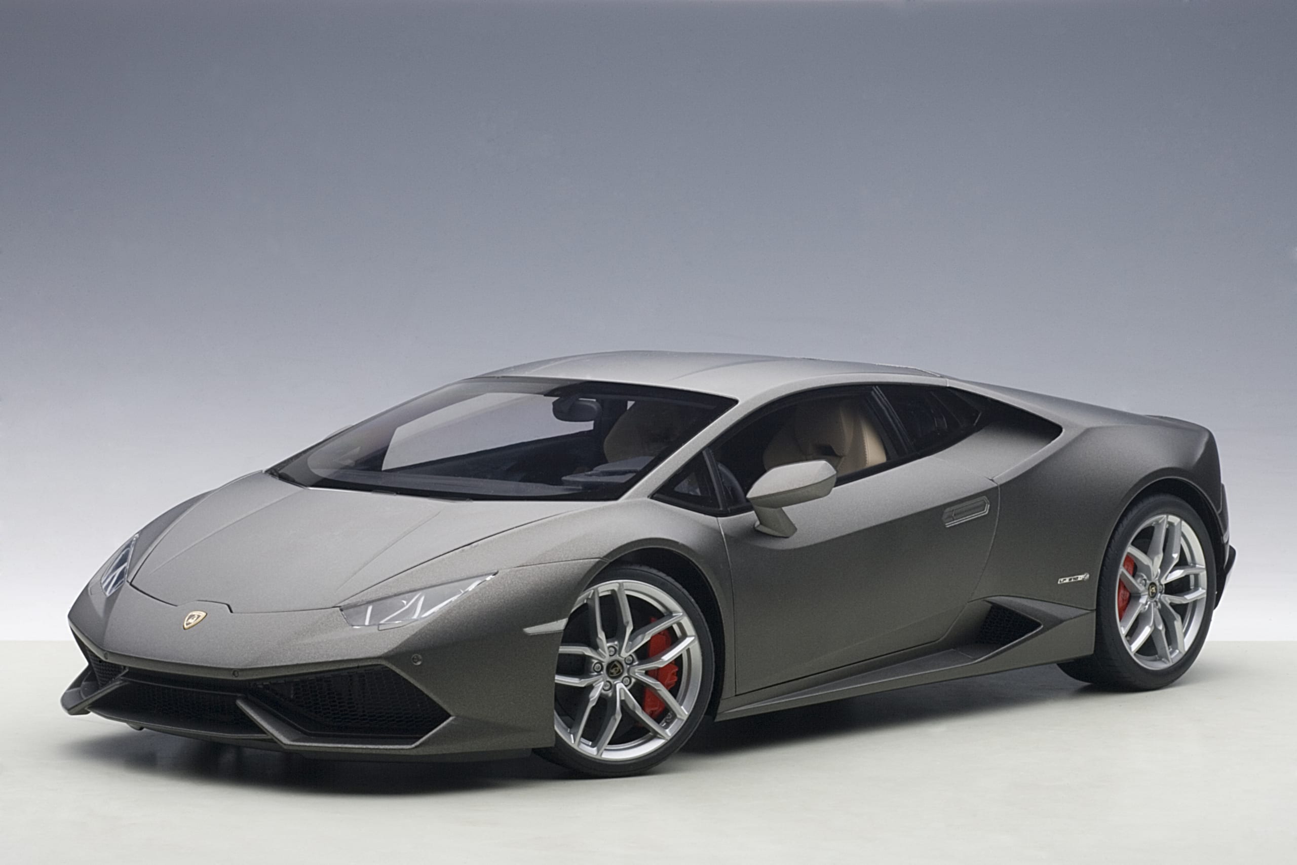 Lamborghini Huracán LP610-4 Grigio Titans 1:12