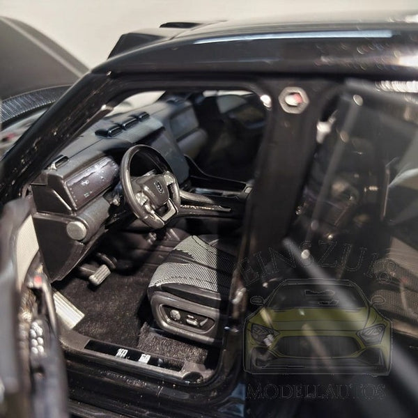 BYD Yangwang U8 Schwarz