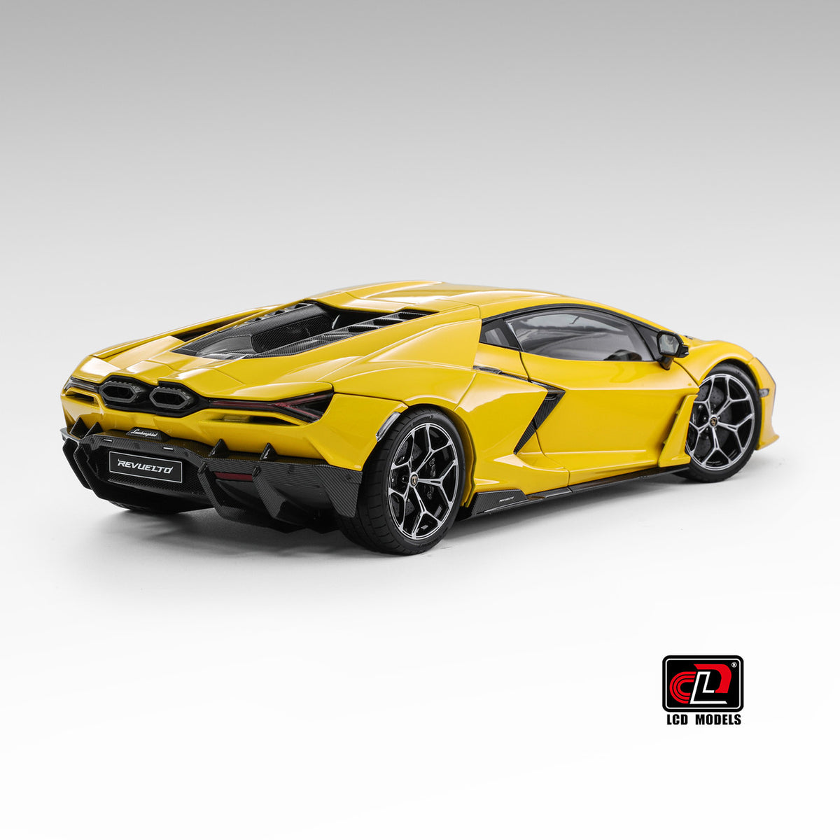 1:18 LCD Models - 2023 Lamborghini Revuelto Hybrid Yellow LCD18026-YE