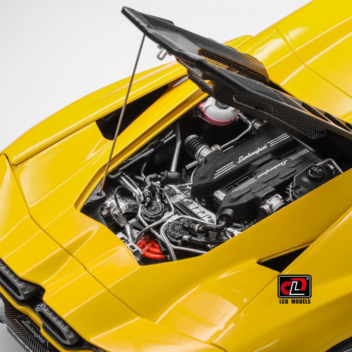 1:18 LCD Models - 2023 Lamborghini Revuelto Hybrid Yellow LCD18026-YE