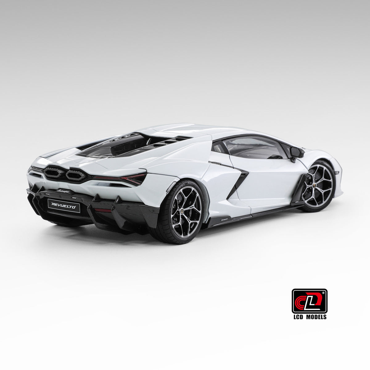 1:18 LCD Models - 2023 Lamborghini Revuelto Hybrid White LCD18026-WH