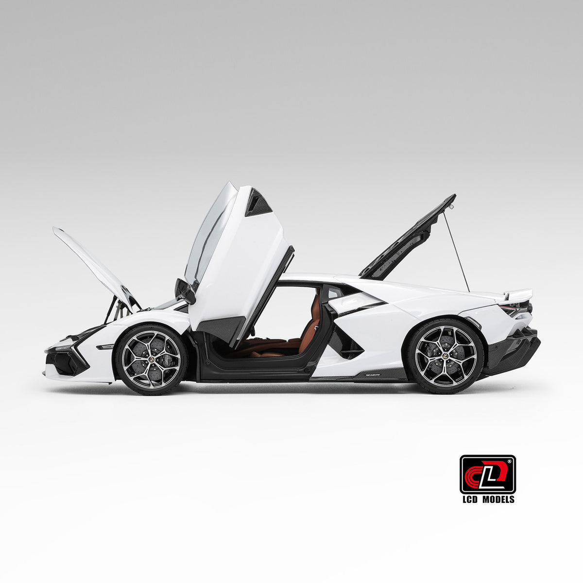 1:18 LCD Models - 2023 Lamborghini Revuelto Hybrid White LCD18026-WH