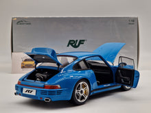Lade das Bild in den Galerie-Viewer, Porsche RUF SCR 2018 Mexico Blue
