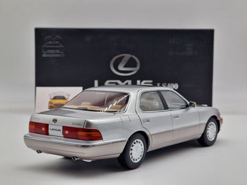 Toyota Lexus LS400 XF10 1994 Silver