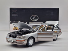 Carregar imagem no visualizador da galeria, Toyota Lexus LS400 XF10 1994 Silver
