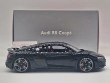 Lade das Bild in den Galerie-Viewer, Audi R8 Coupé Black

