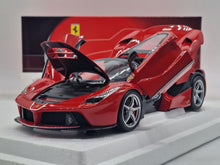 Carregar imagem no visualizador da galeria, Ferrari LaFerrari Aperta Rosso Corsa 322
