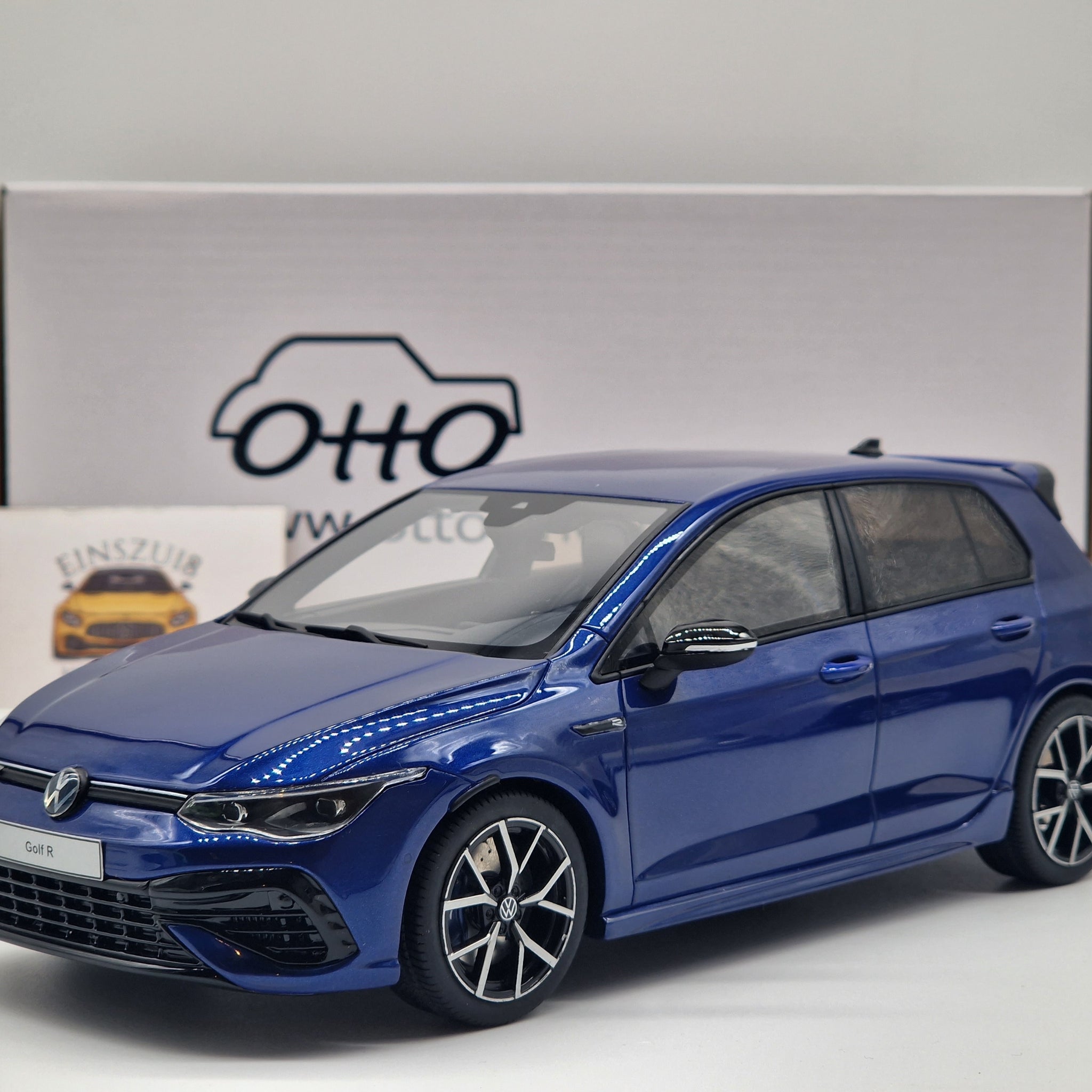 Volkswagen VW Golf VIII R Blue 2021