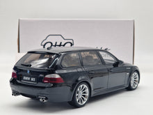 Lade das Bild in den Galerie-Viewer, BMW M5 E61 Touring Black 2004
