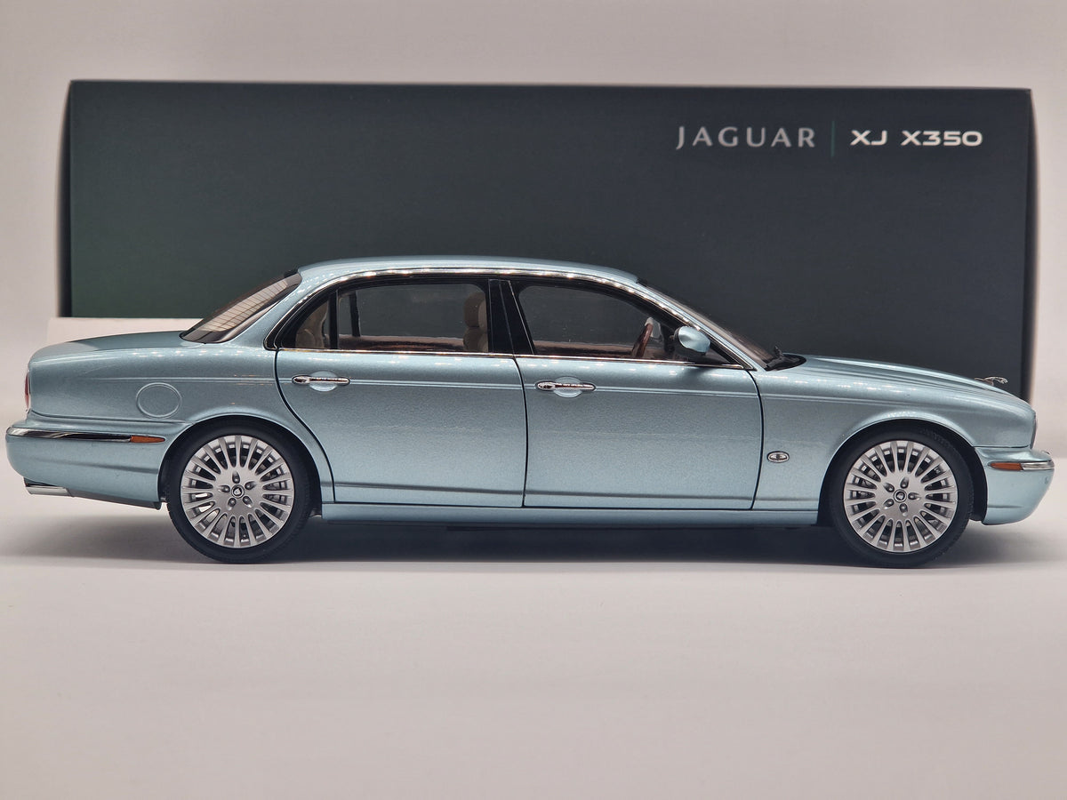 Jaguar XJ6 (X350) Seafrost Light Blue